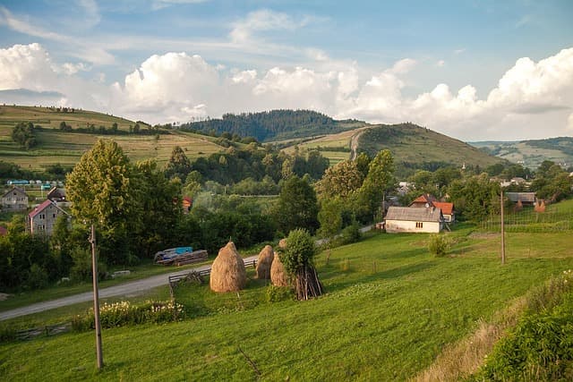 Guide d'Achat : Randonnées Apaisantes en Europe