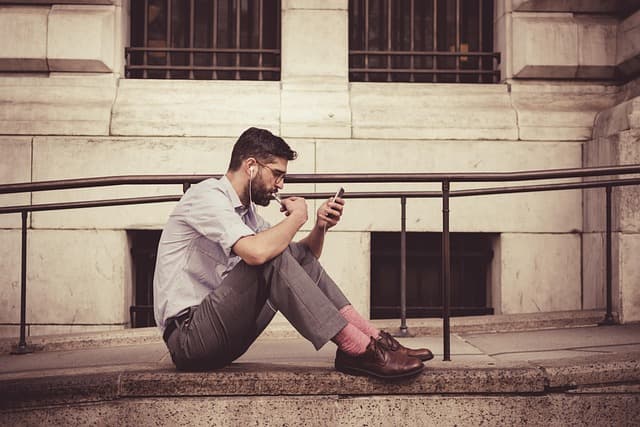 Best Smartphone Deals for Great Value
