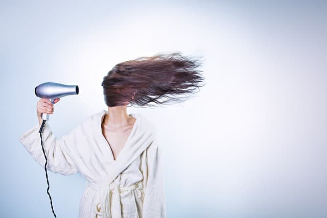 Common Hair Care Mistakes to Avoid for Healthy Hair